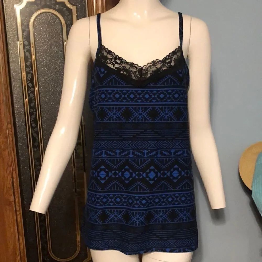 No Boundaries Top